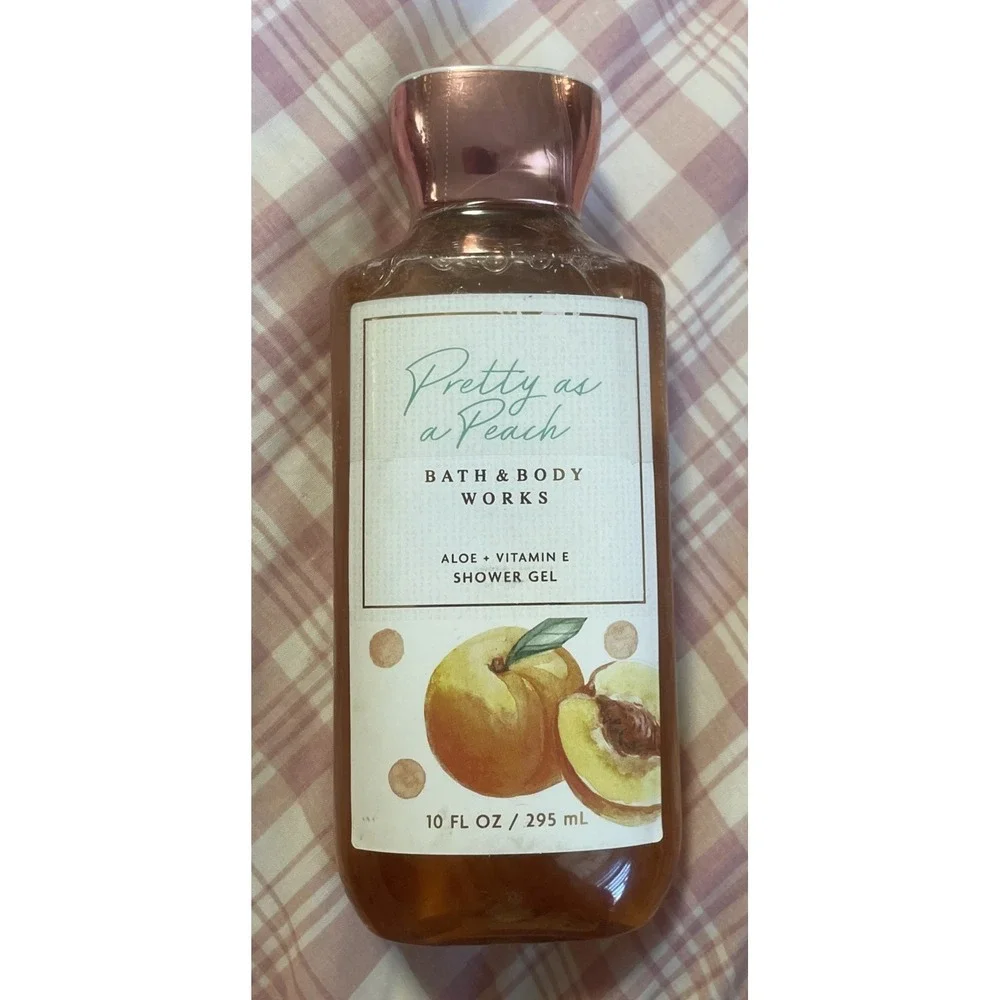 Bath & Body Works PRETTY as a PEACH SHOWER GEL 10 OZ Aloe Vitamin E